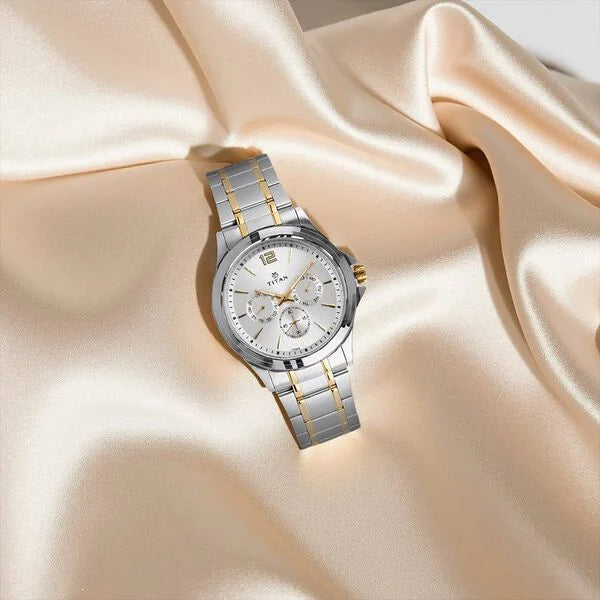 Titan Workwear Silver Dial Quartz Multifunction Stainless Steel Strap watch for Men
NT1698bm01